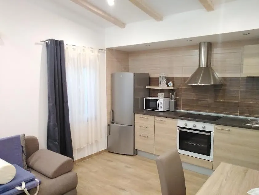 شقة Apartmani Morovi Dvori دراغ كرواتيا
