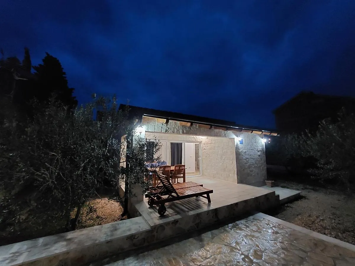 Apartmani Morovi Dvori دراغ كرواتيا