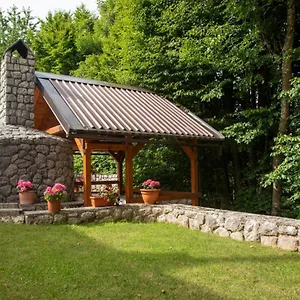 apartment-gordana-a42-for-6-pax-nature-park.primorje-gorskikotar.com/